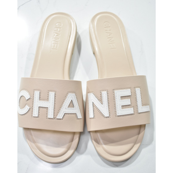 Chanel 23P Ivory White Leather CC Logo Letter Mules Slide Slip Sandal Flat 38 - Picture 3 of 12
